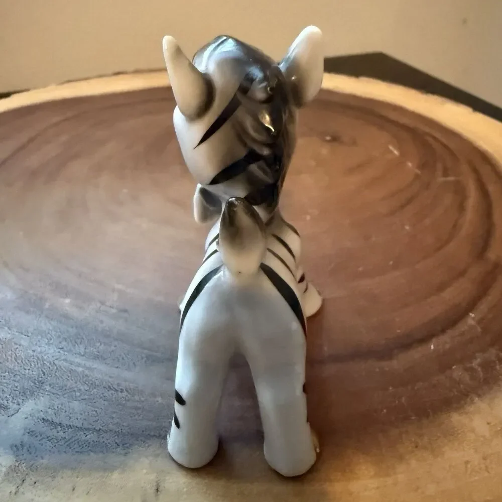 RARE Vintage Kitchie Ceramic Baby Zebra Figurine Made In Japan MCM 4”T 3” L